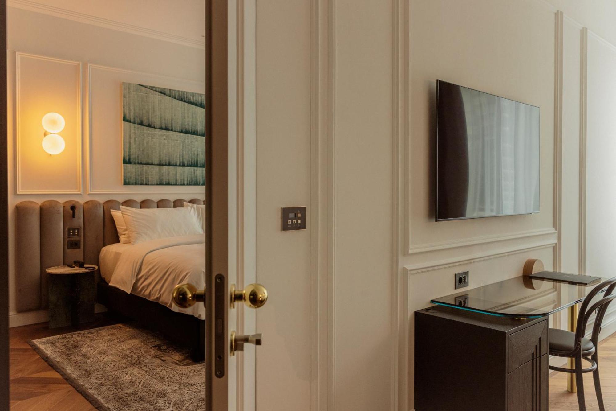 As Boutique Hotel, Superior Любляна Экстерьер фото